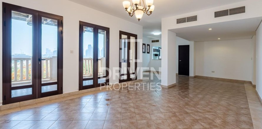 Apartamento en Dubai Festival City, Dubai, 3 dormitorios, 213.49 m², № 135381