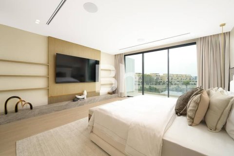 Villa in Jumeirah Islands, Dubai 5 bedrooms, 1056 sq.m. № 57708 - photo 4