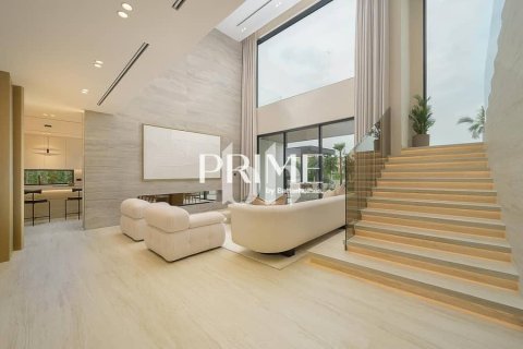 Villa in Jumeirah Islands, Dubai 5 bedrooms, 1056 sq.m. № 57708 - photo 6