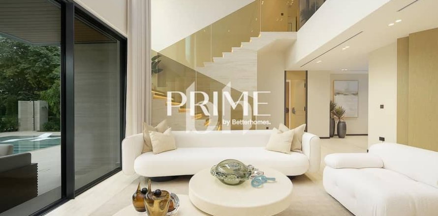 Villa in Jumeirah Islands, Dubai 5 bedrooms, 1056 sq.m. № 57708