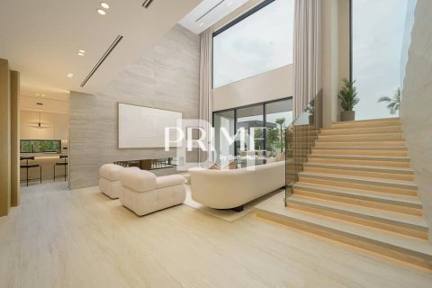 Villa in Jumeirah Islands, Dubai 5 bedrooms, 1056 sq.m. № 57708 - photo 19