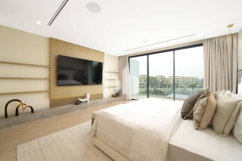 Villa in Jumeirah Islands, Dubai 5 bedrooms, 1056 sq.m. № 57708 - photo 18