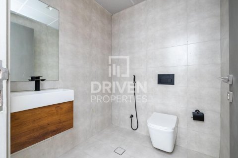 Apartment in Dubai Land, Dubai 2 bedrooms, 123 sq.m. № 19857 - photo 13