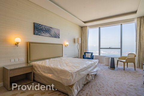 Apartment in THE PALM TOWER in Palm Jumeirah, Dubai № 30588 - photo 1