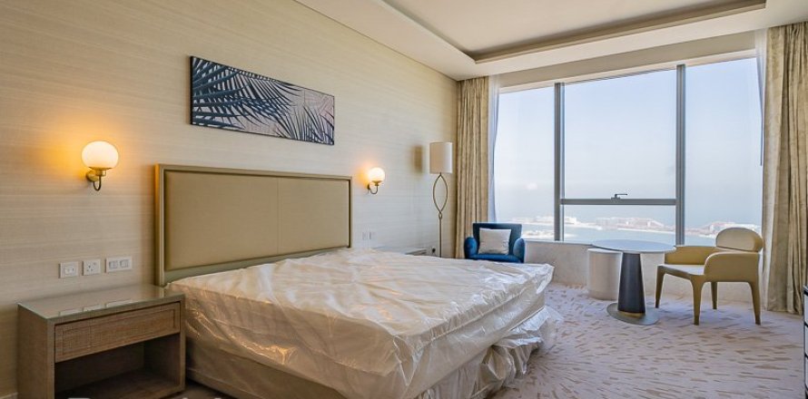 Apartment in THE PALM TOWER in Palm Jumeirah, Dubai studio № 30588