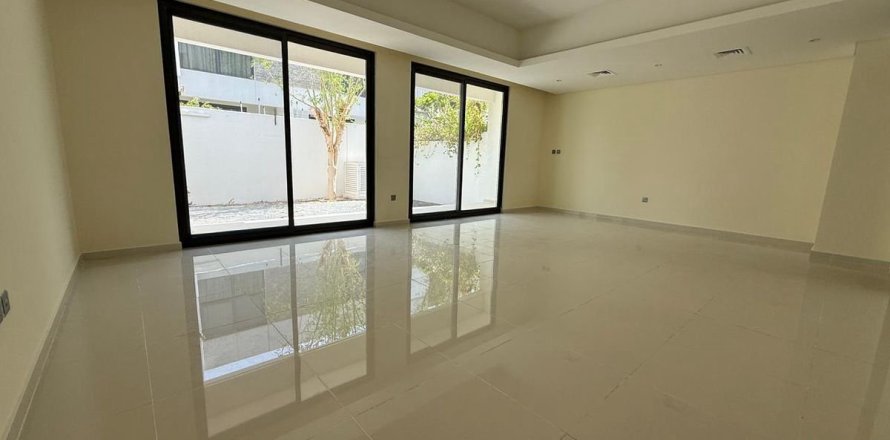 Adosado en Dubai, 4 dormitorios, 174.7 m², № 85843