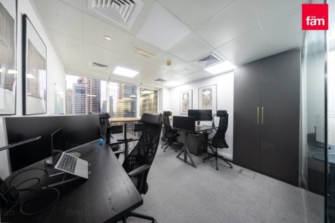 Oficina en Dubai, 102 m², № 84094 - foto 9