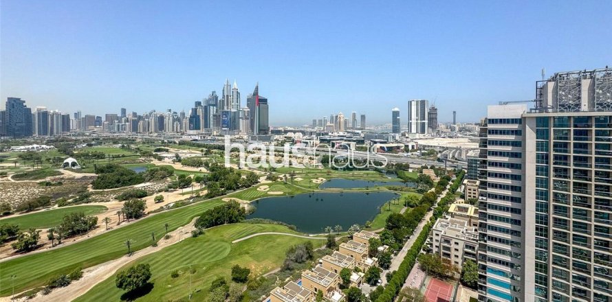 Apartamento en The Views, Dubai, 2 dormitorios, 122 m², № 44543