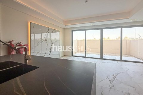 Townhouse in Jumeirah Golf Estates, Dubai 3 bedrooms, 204 sq.m. № 44545 - photo 1
