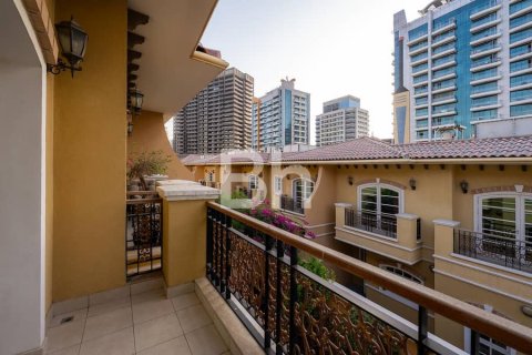 فيلا في Dubai Sports City, دبي 3 غرف نوم, 271 م² رقم 22095 - صورة 25
