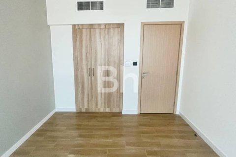 Снять в аренду таунхаус в Dubai Land, Дубай: 2 спальни, 104м², № 22100 - фото 8