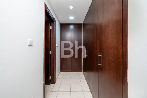 Снять в аренду виллу в Арабиан Ранчес, Дубай: 3 спальни, 235м², № 23317 - фото 8