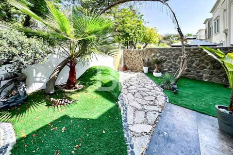 فيلا في The Springs, دبي 2 غرف نوم, 248 م² رقم 23319 - صورة 12