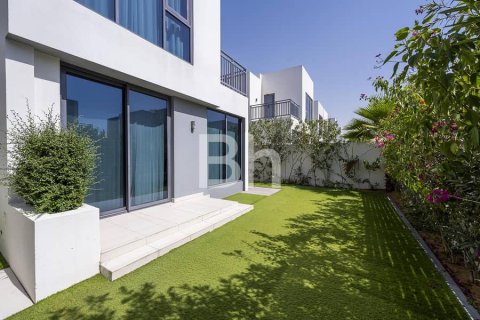 Townhouse in Dubai Hills Estate, Dubai 4 bedrooms, 229 sq.m. № 23316 - photo 7