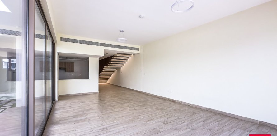 Adosado en Al Furjan, Dubai, 4 dormitorios, 239.5 m², № 53299