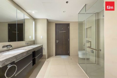 Apartment in Dubai 3 bedrooms, 197.3 sq.m. № 71890 - photo 15