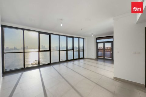 Apartment in Dubai 3 bedrooms, 197.3 sq.m. № 71890 - photo 1