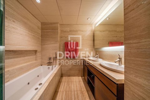 Apartment in Downtown Dubai (Downtown Burj Dubai), Dubai 2 bedrooms, 159.33 sq.m. № 125215 - photo 13