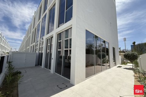 Вилла в Аль-Барари, Дубай, 4 спальни, 220м², № 111424