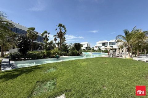 Villa in Al Barari, Dubai 4 bedrooms, 220 sq.m. № 111424 - photo 6