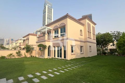 Villa à Jumeirah Village Triangle, Dubai, 2 chambres, 250 m², № 21929 - photo 19