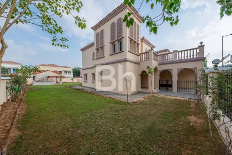 Villa à Jumeirah Village Triangle, Dubai, 2 chambres, 250 m², № 21929 - photo 18