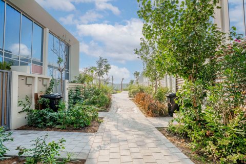 Townhouse in Dubai 2 bedrooms, 79.3 sq.m. № 124378 - photo 30