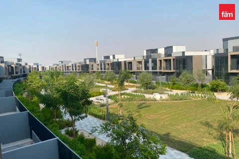 Maison de ville à Dubai, 3 chambres, 181.3 m², № 124380