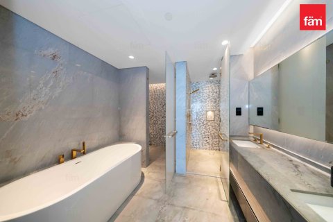 Apartment in Palm Jumeirah, Dubai 2 bedrooms, 152.9 sq.m. № 124382 - photo 14