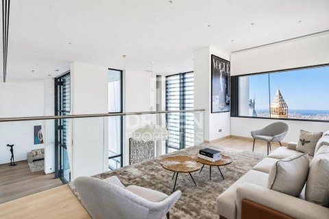 Ático en DIFC, Dubai, 4 dormitorios, 858.52 m², № 140377 - foto 2