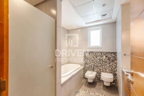 Villa en Jumeirah Park, Dubai, 4 dormitorios, 759.2 m², № 140375 - foto 23