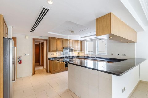 Villa en Jumeirah Park, Dubai, 4 dormitorios, 759.2 m², № 140375 - foto 20
