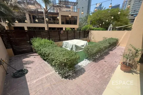 Adosado en Jumeirah Islands, Dubai, 4 dormitorios, 337 m², № 62178 - foto 7