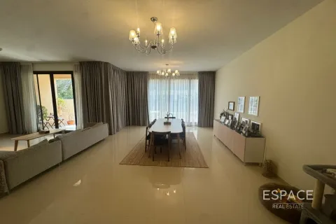 Adosado en Jumeirah Islands, Dubai, 4 dormitorios, 337 m², № 62178 - foto 10