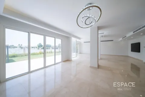 Villa en The Lakes, Dubai, 4 dormitorios, 327 m², № 62191 - foto 4