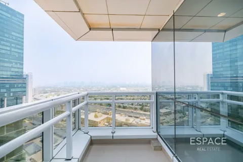 Oficina en Jumeirah Lake Towers, Dubai, 134 m², № 62177 - foto 14
