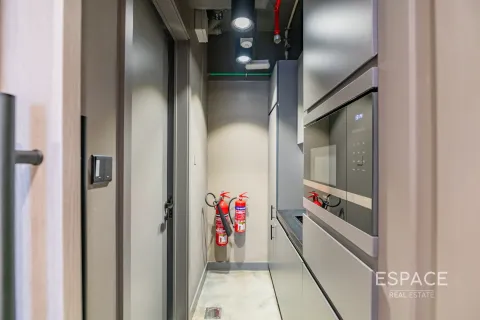 Oficina en Jumeirah Lake Towers, Dubai, 134 m², № 62177 - foto 5