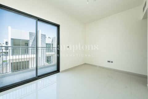 Снять в аренду таунхаус в Дубае: 3 спальни, 157.00607000м², № 12500 - фото 10