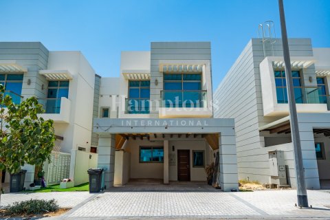 Townhouse in Murooj Al Furjan, Al Furjan, Dubai 4 bedrooms, 302.86378000 sq.m. № 12496 - photo 10