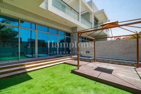 Townhouse in Murooj Al Furjan, Al Furjan, Dubai 4 bedrooms, 302.86378000 sq.m. № 12496 - photo 16
