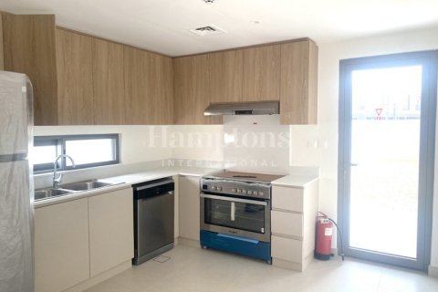 Снять в аренду виллу в Dubai South (Dubai World Central), Дубай: 3 спальни, 237.83168000м², № 12499 - фото 5
