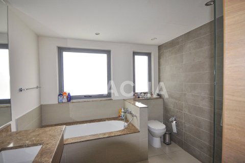 Villa in Sidra Villas, Dubai Hills Estate, Dubai 4 bedrooms, 328 sq.m. № 123169 - photo 7