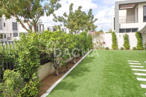 Villa in Sidra Villas, Dubai Hills Estate, Dubai 4 bedrooms, 328 sq.m. № 123169 - photo 13