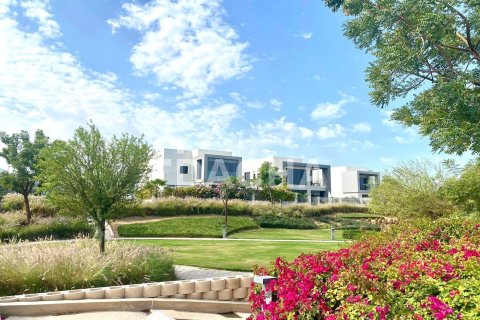 Villa in Sidra Villas, Dubai Hills Estate, Dubai 4 bedrooms, 328 sq.m. № 123169 - photo 20