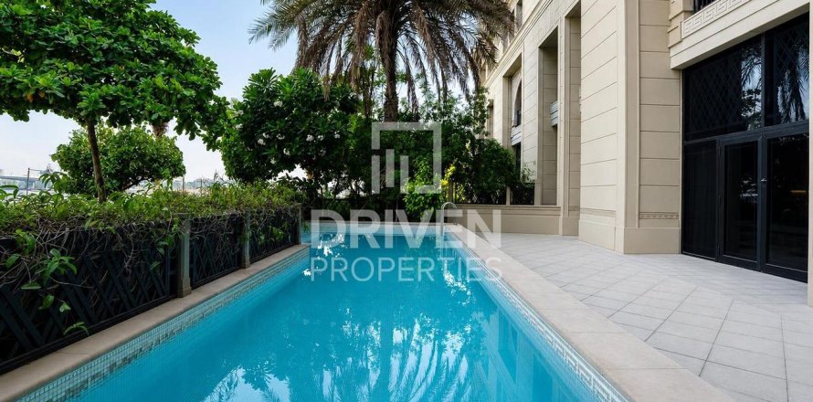 Duplex in Palazzo Versace, Culture Village, Dubai 3 bedrooms, 471.48 sq.m. № 128529