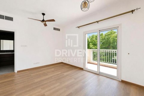 Villa à The Springs, Dubai, 3 chambres, 326 m², № 128429 - photo 4