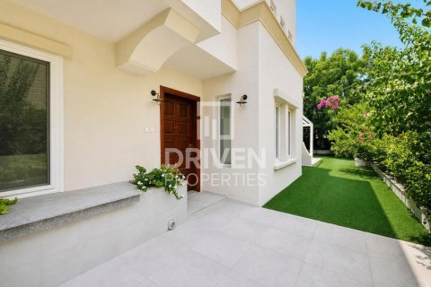 Villa à The Springs, Dubai, 3 chambres, 326 m², № 128429 - photo 28