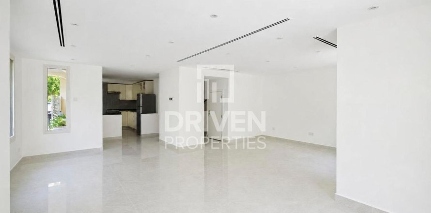 Villa à The Springs, Dubai, 3 chambres, 326 m², № 128429