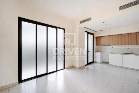 Townhouse in EMAAR South, Dubai South (Dubai World Central), Dubai 3 bedrooms, 129.79 sq.m. № 128434 - photo 2
