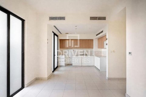 Adosado en EMAAR South, Dubai South (Dubai World Central), Dubai, 3 dormitorios, 129.79 m², № 128434